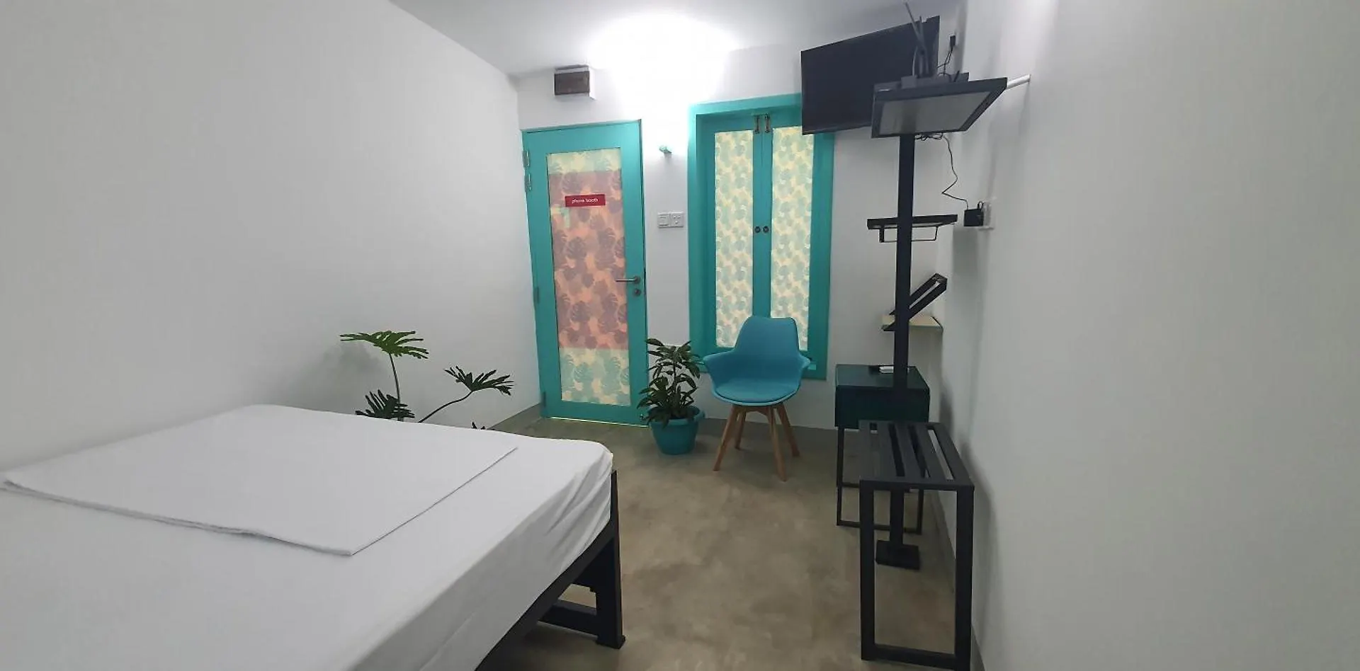 Hello Airport Hotel, Katunayaka 0*, Katunayake