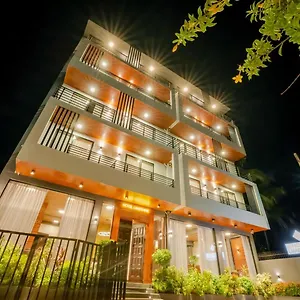 4* Hotel Limeshine - Airport Transit & Residences