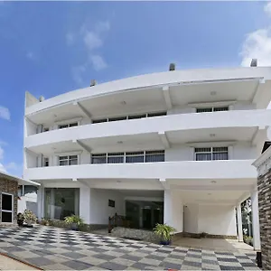 3* Hotel Ronaka Airport Transit